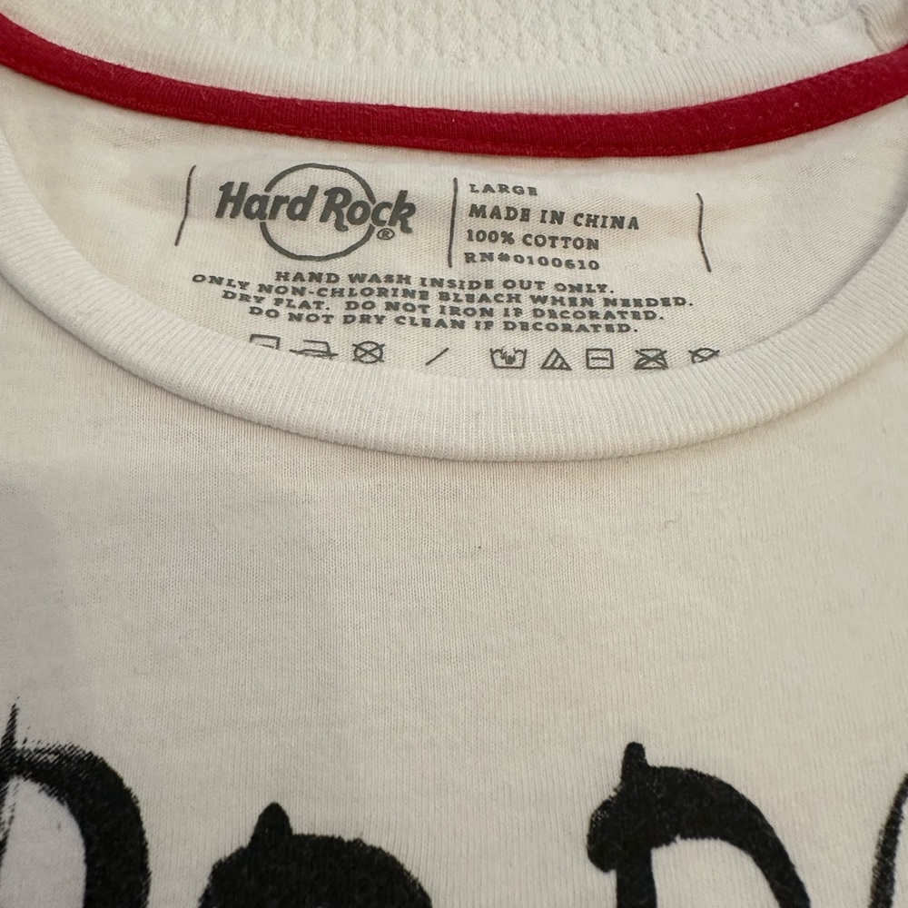 HARD ROCK Women's Sequin Guitar Flag Tee - Picture 4 of 8